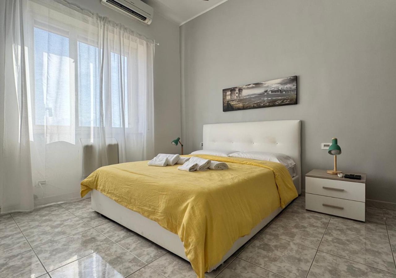 Corso Novara - 8 Posti Letto E Self Check-In Vicino La Stazione Centrale Di Napoli Kültér fotó