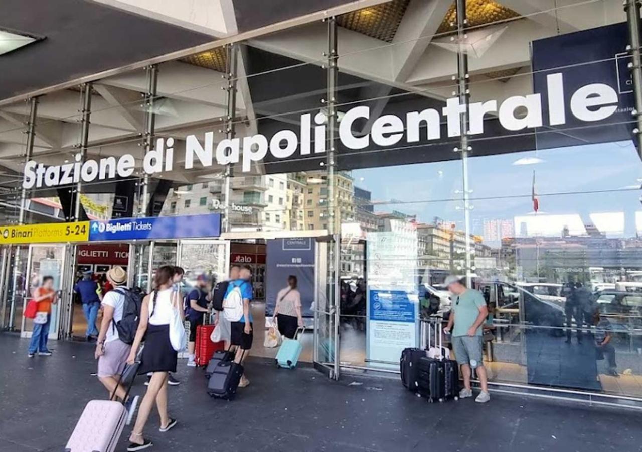 Corso Novara - 8 Posti Letto E Self Check-In Vicino La Stazione Centrale Di Napoli Kültér fotó